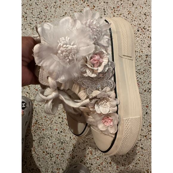 AZALEA WANG Penny Lane Flower Embellished platform canvas Sneaker White size 6 - Picture 6 of 13